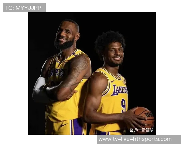 A史密斯:詹姆斯的收入应与其贡献相匹配NBA薪资水平亟待提升